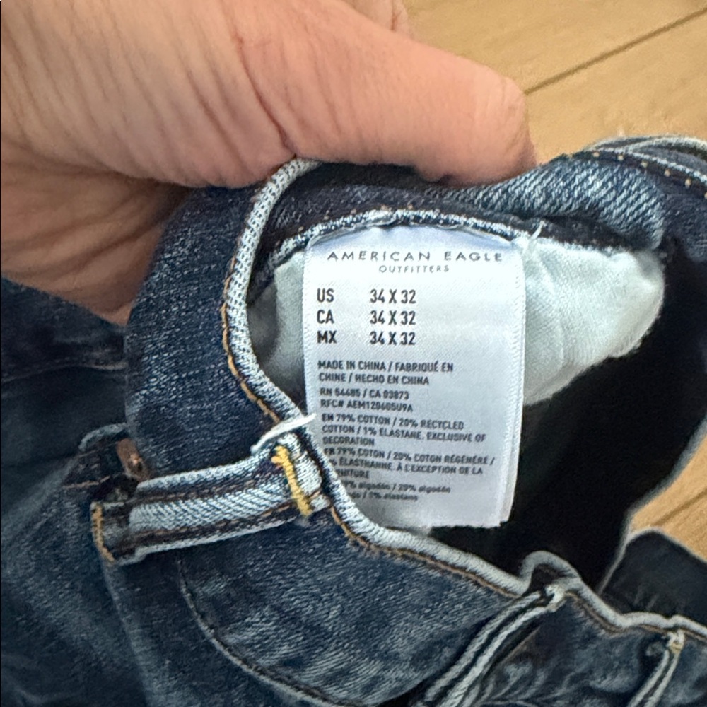 American Eagle Outfitters Dark Blue Jeans - Picture 5 of 8